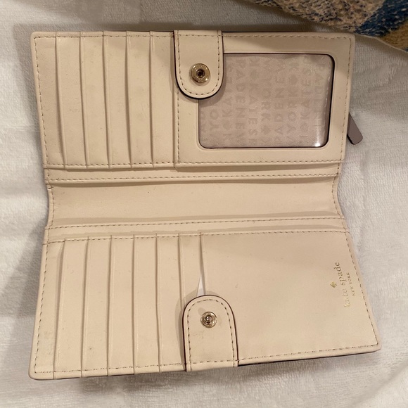 Lavender Kate spade bi fold wallet - Picture 2 of 2